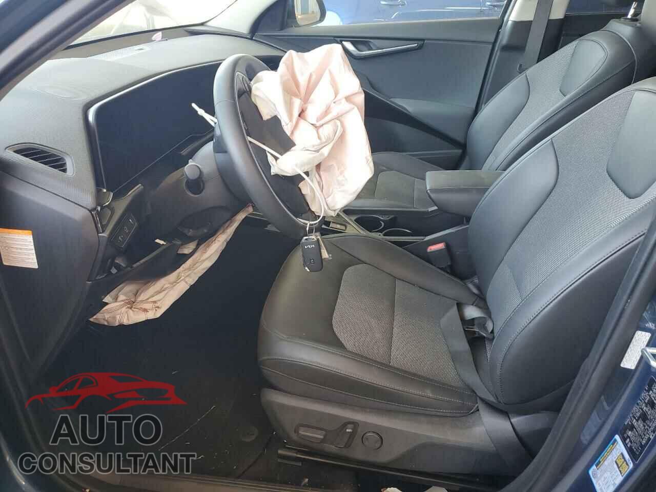 KIA NIRO WIND 2023 - KNDCR3L15P5026003