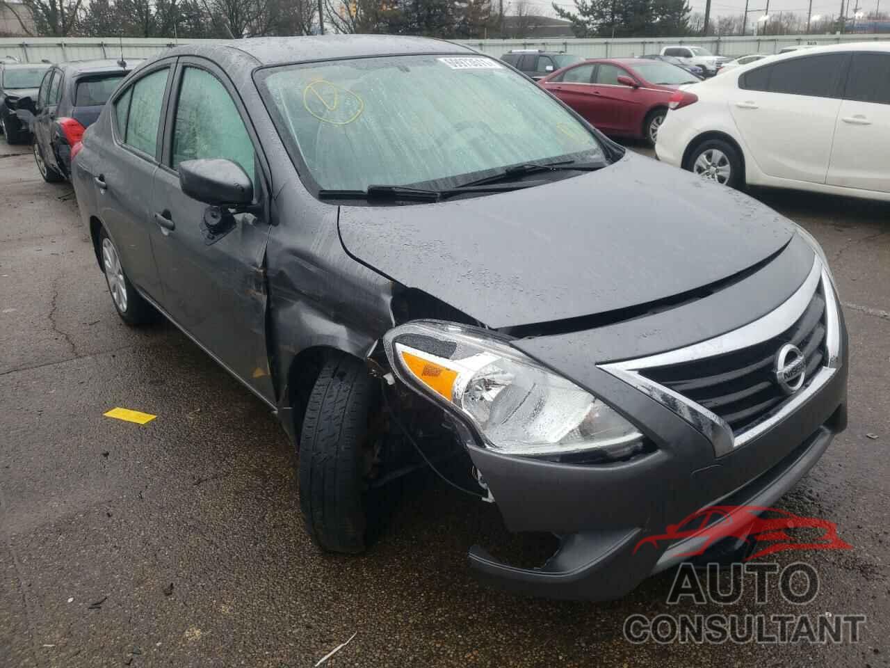 NISSAN VERSA 2019 - 3N1CN7AP7KL801603