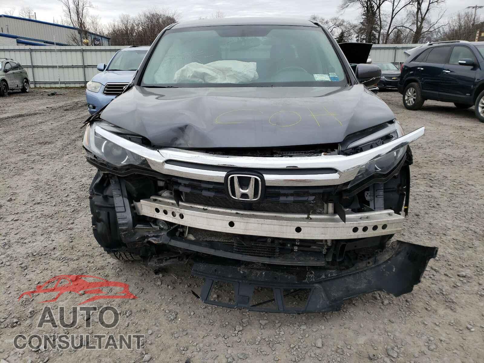 HONDA RIDGELINE 2017 - 5FPYK3F66HB018100