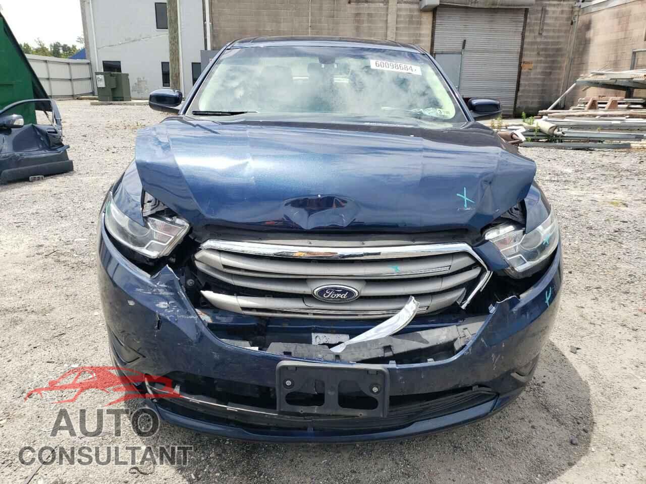 FORD TAURUS 2017 - 1FAHP2E83HG146524
