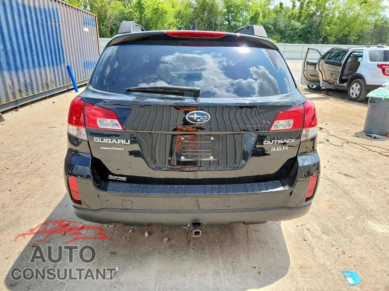 SUBARU OUTBACK 2014 - 4S4BRDLC8E2324946