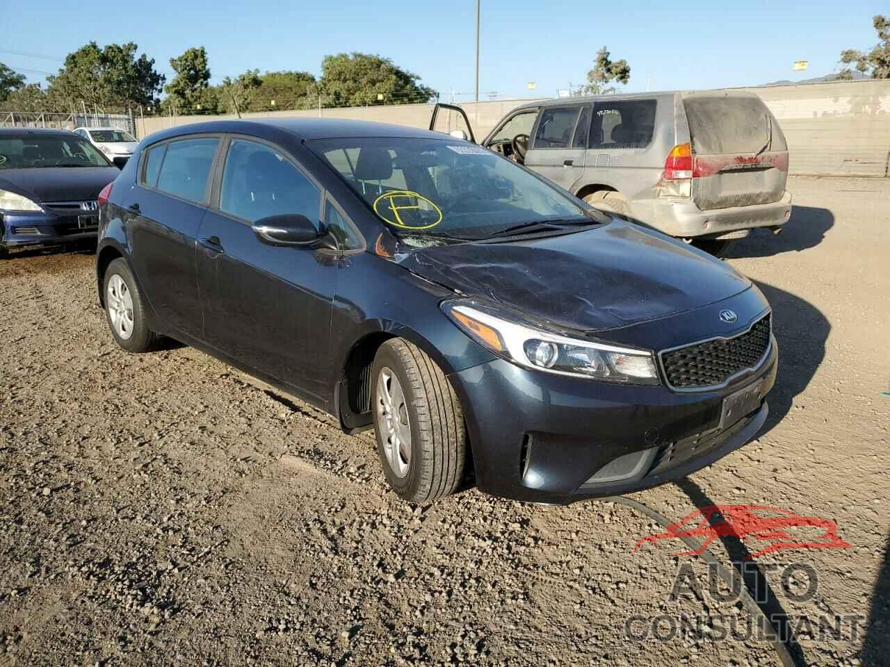 KIA FORTE 2017 - KNAFK5A87H5677807