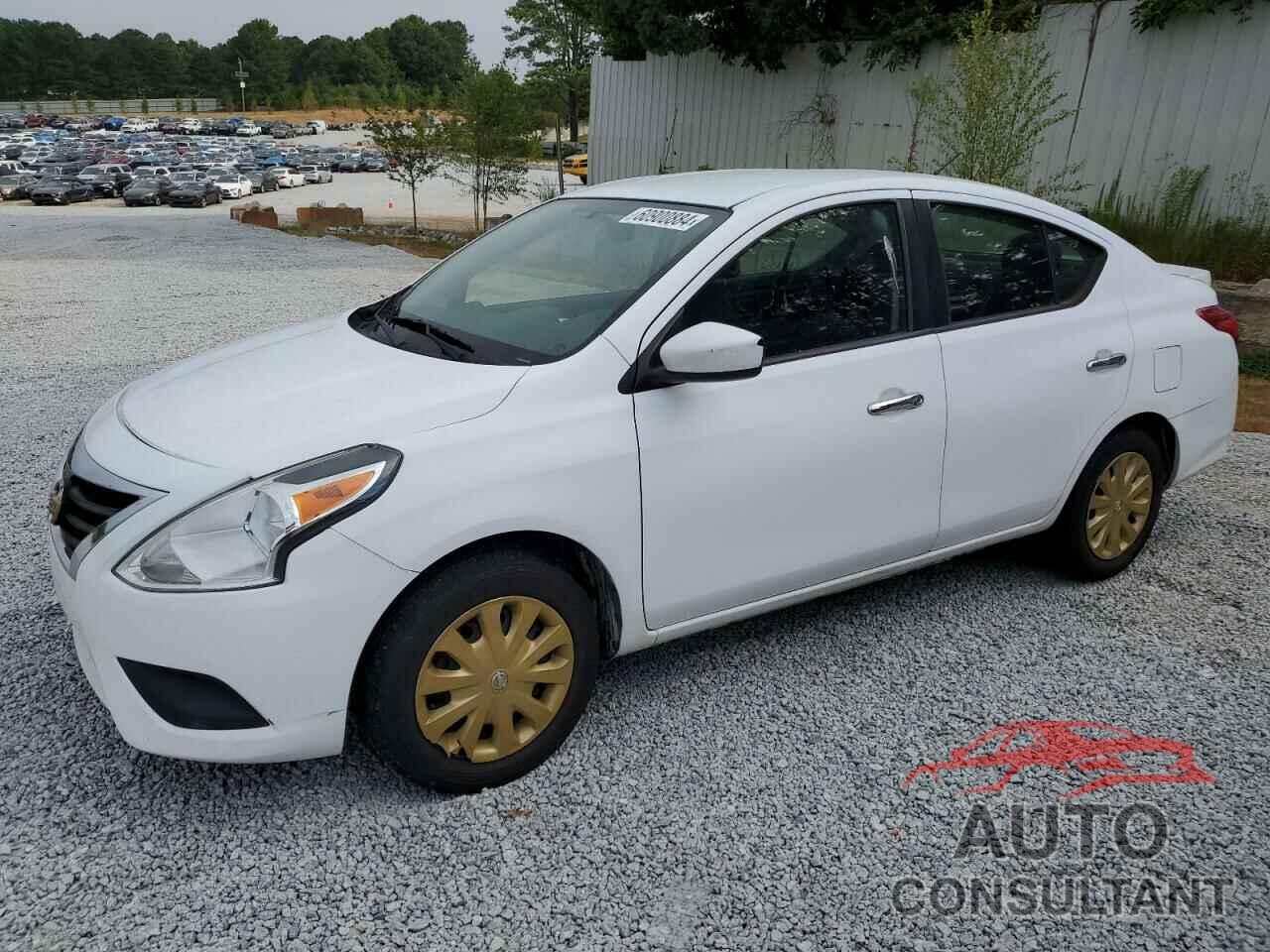 NISSAN VERSA 2018 - 3N1CN7AP1JK391465