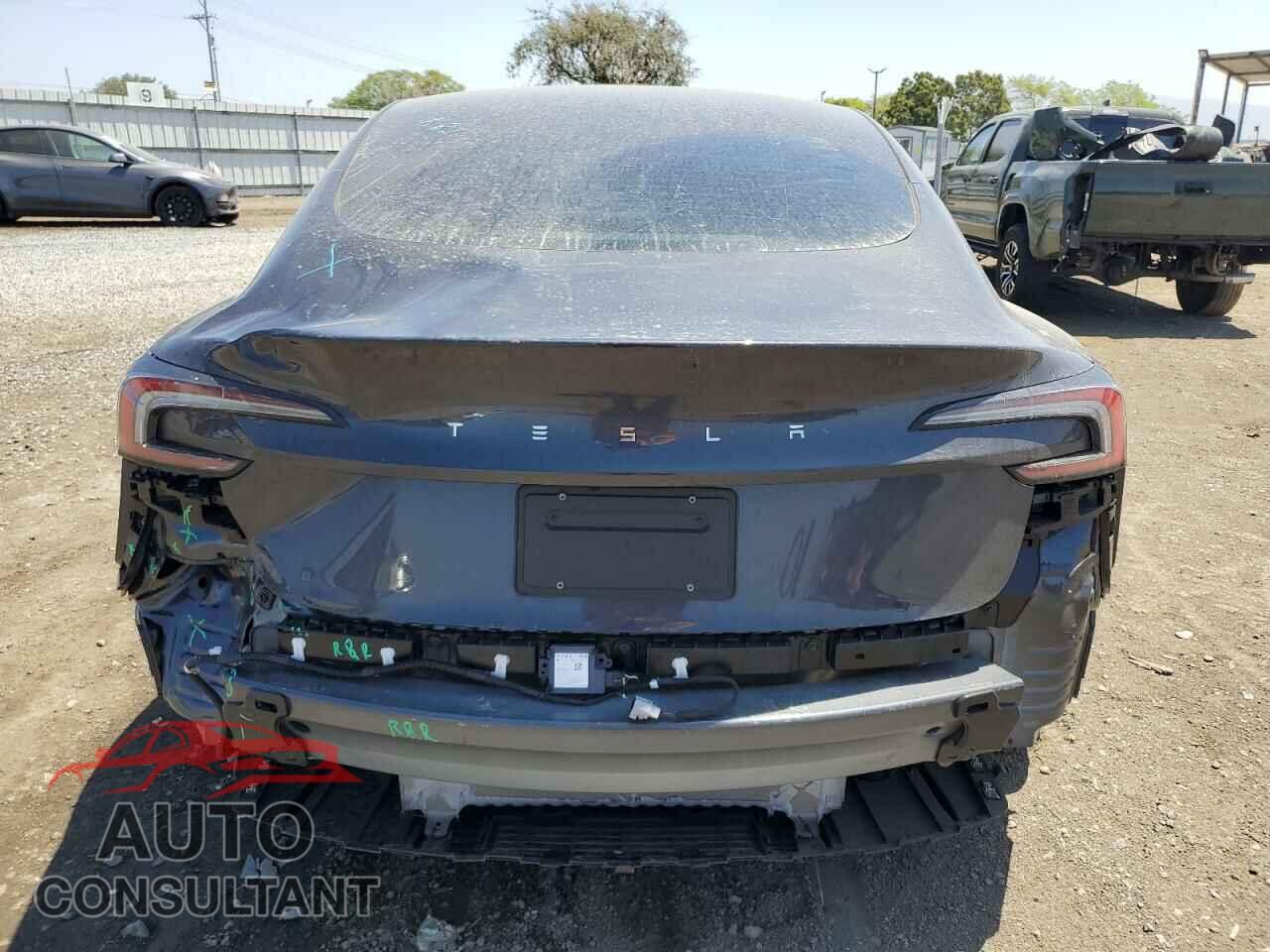 TESLA MODEL 3 2024 - 5YJ3E1EA3RF727962