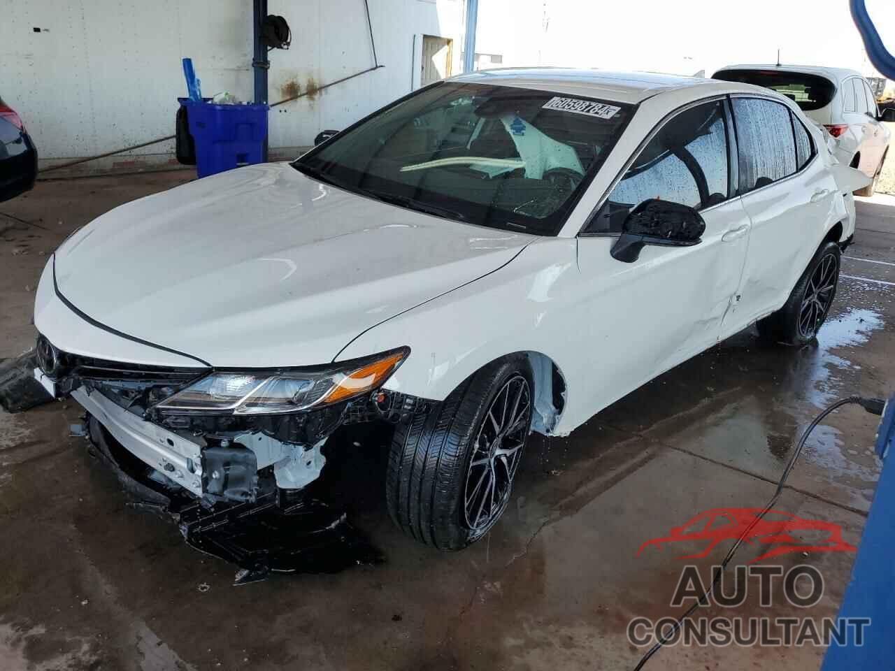 TOYOTA CAMRY 2024 - 4T1C11BK7RU112665