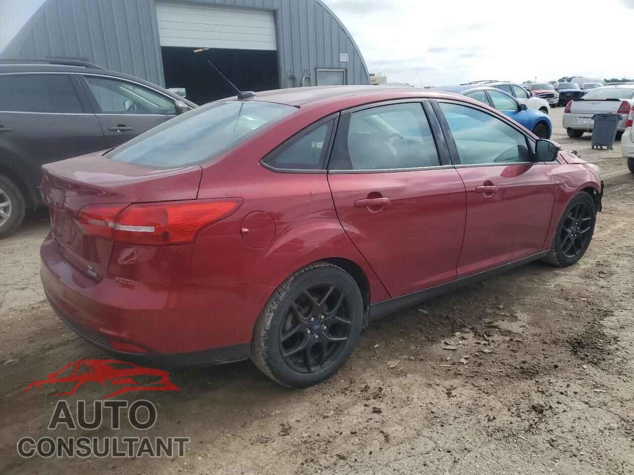 FORD FOCUS 2016 - 1FADP3FE8GL208904