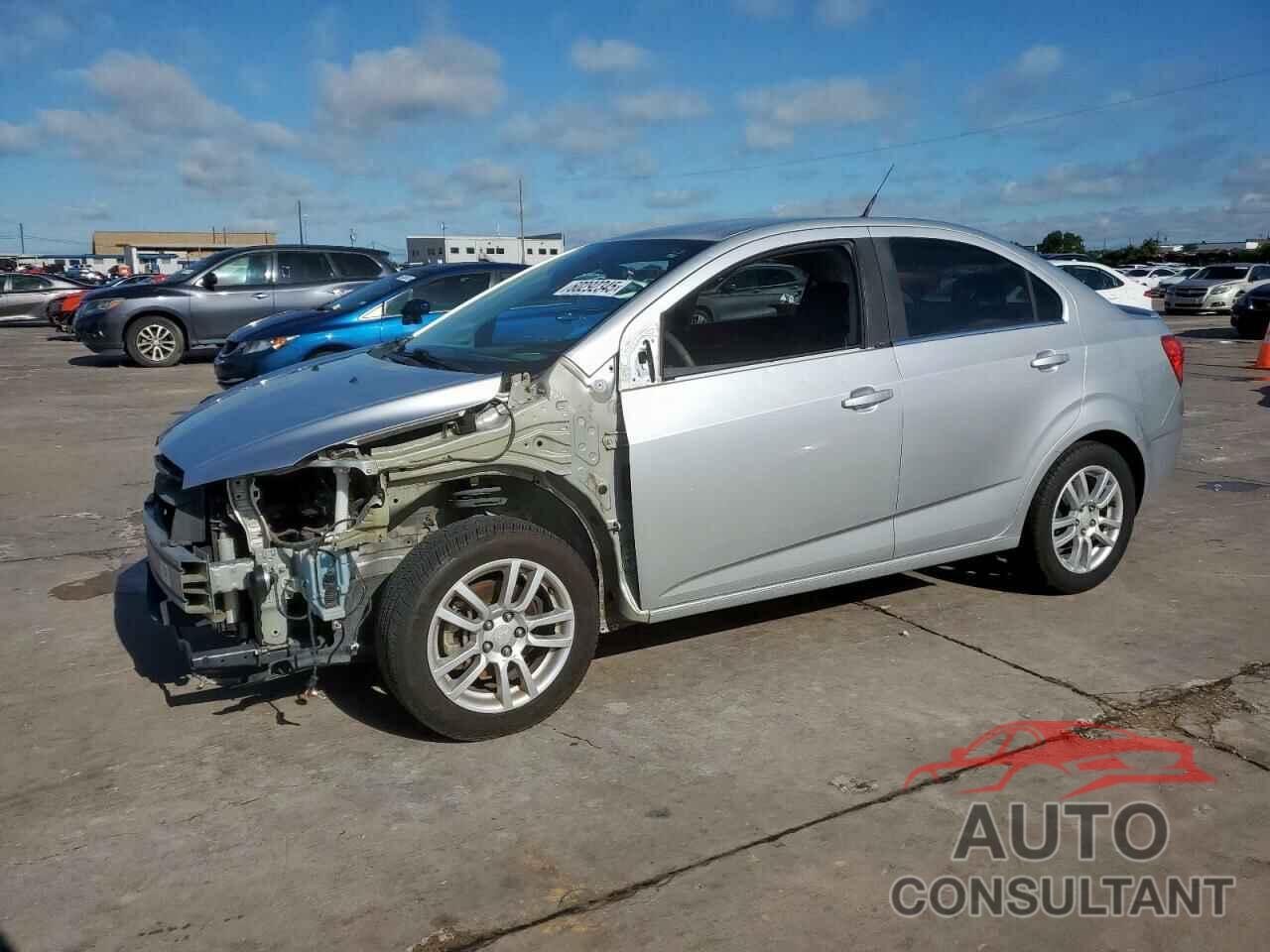 CHEVROLET SONIC 2014 - 1G1JC5SH4E4222089