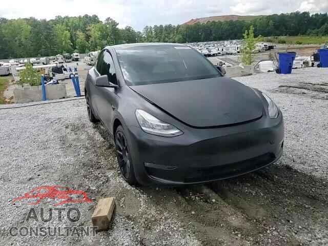 TESLA MODEL Y 2021 - 5YJYGDEEXMF125055