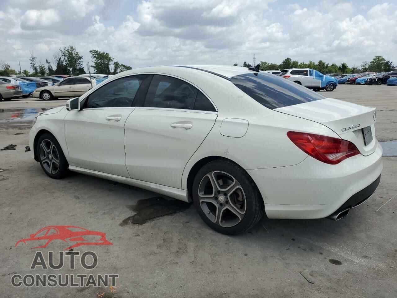 MERCEDES-BENZ CLA-CLASS 2014 - WDDSJ4EB4EN152676