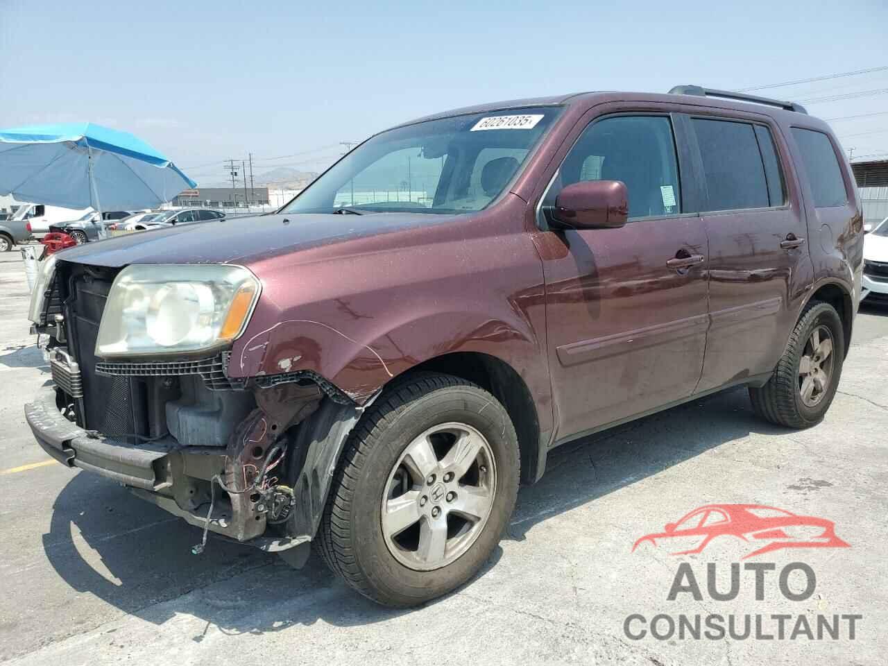HONDA PILOT 2011 - 5FNYF3H56BB051929