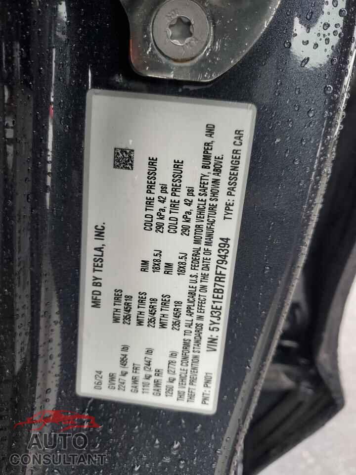 TESLA MODEL 3 2024 - 5YJ3E1EB7RF794394