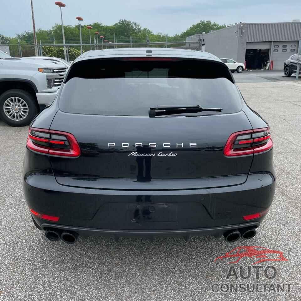 PORSCHE MACAN 2015 - WP1AF2A5XFLB99315