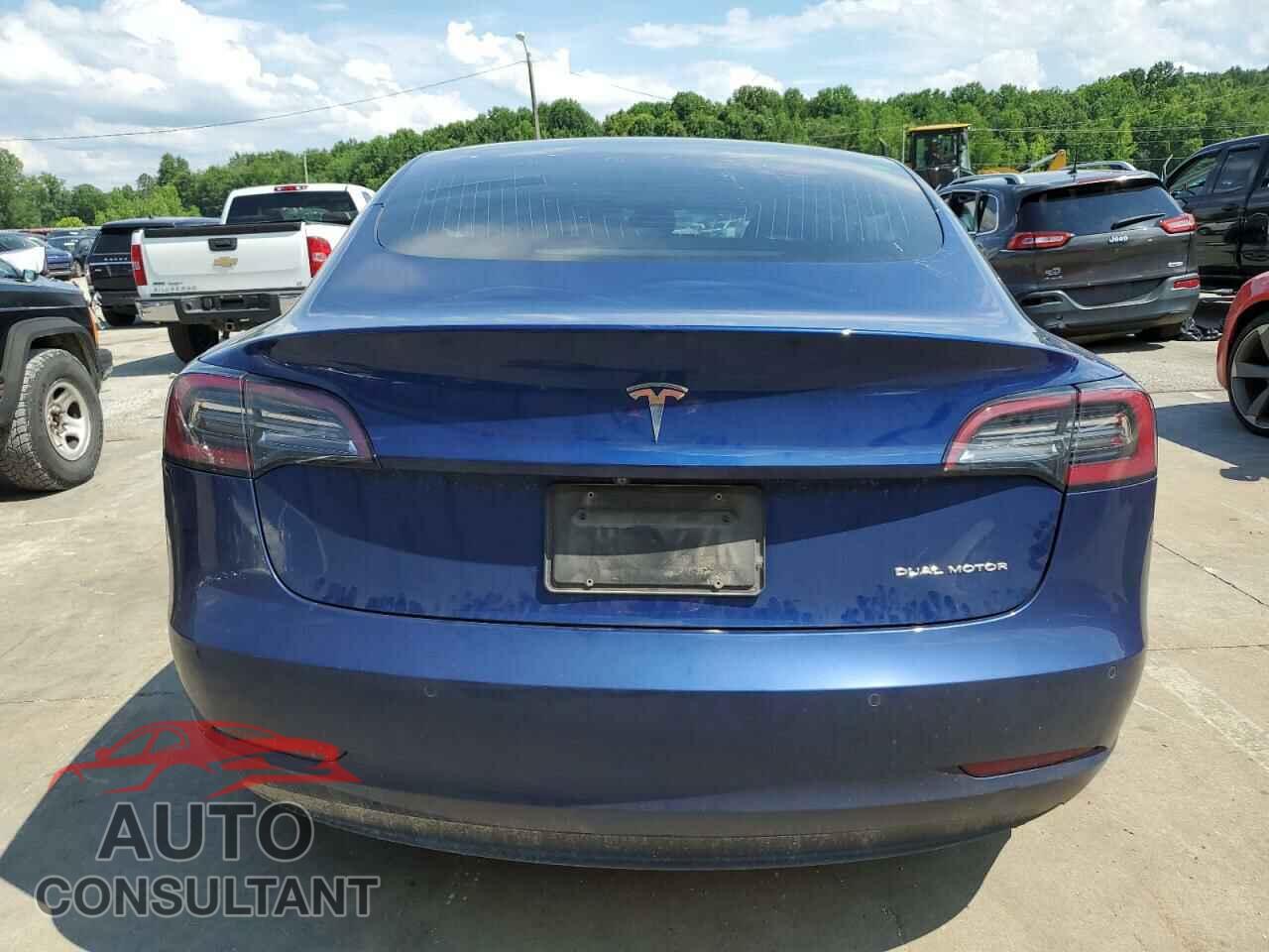 TESLA MODEL 3 2019 - 5YJ3E1EB2KF533423