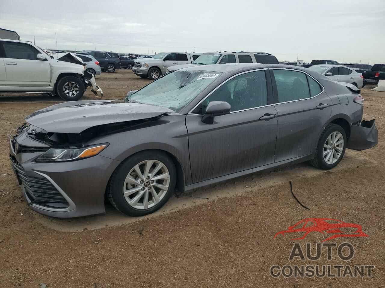 TOYOTA CAMRY 2021 - 4T1C11AK5MU565645