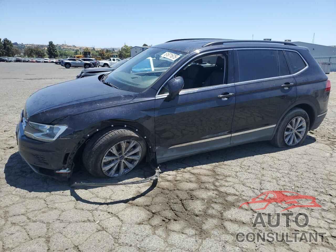 VOLKSWAGEN TIGUAN 2018 - 3VV2B7AX4JM153956