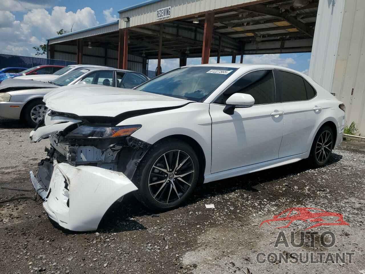 TOYOTA CAMRY 2024 - 4T1G11AK8RU250279