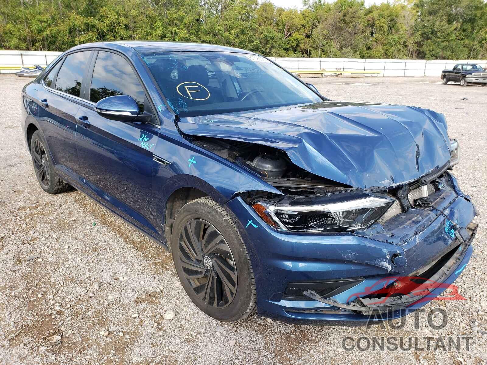VOLKSWAGEN JETTA 2019 - 3VWG57BU4KM008253