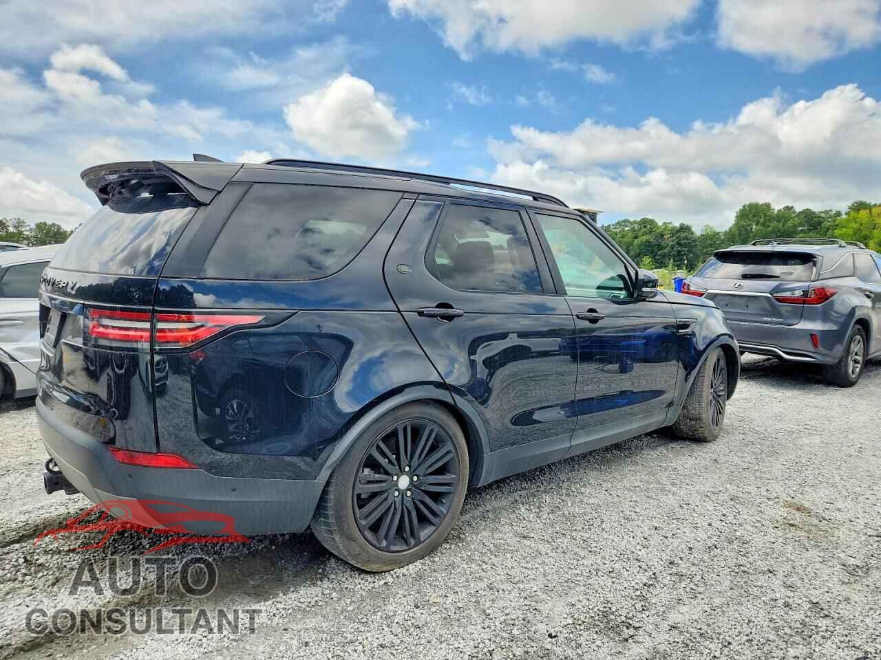 LAND ROVER DISCOVERY 2017 - SALRTBBVXHA017437