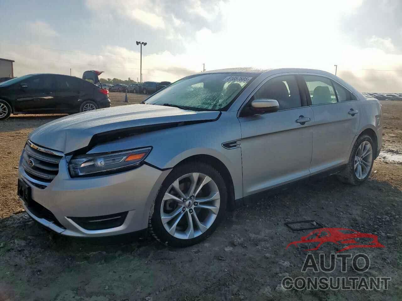 FORD TAURUS 2013 - 1FAHP2E98DG161927