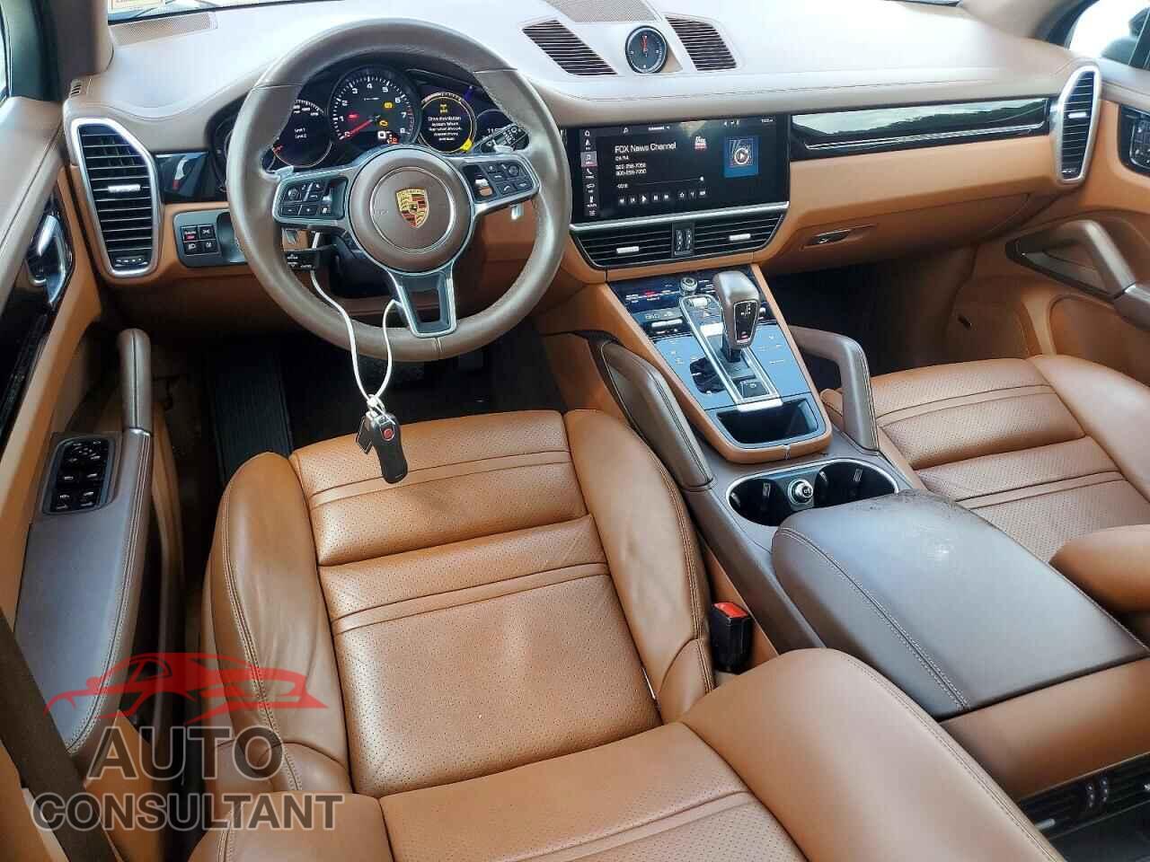 PORSCHE CAYENNE 2019 - WP1AA2AY1KDA03405