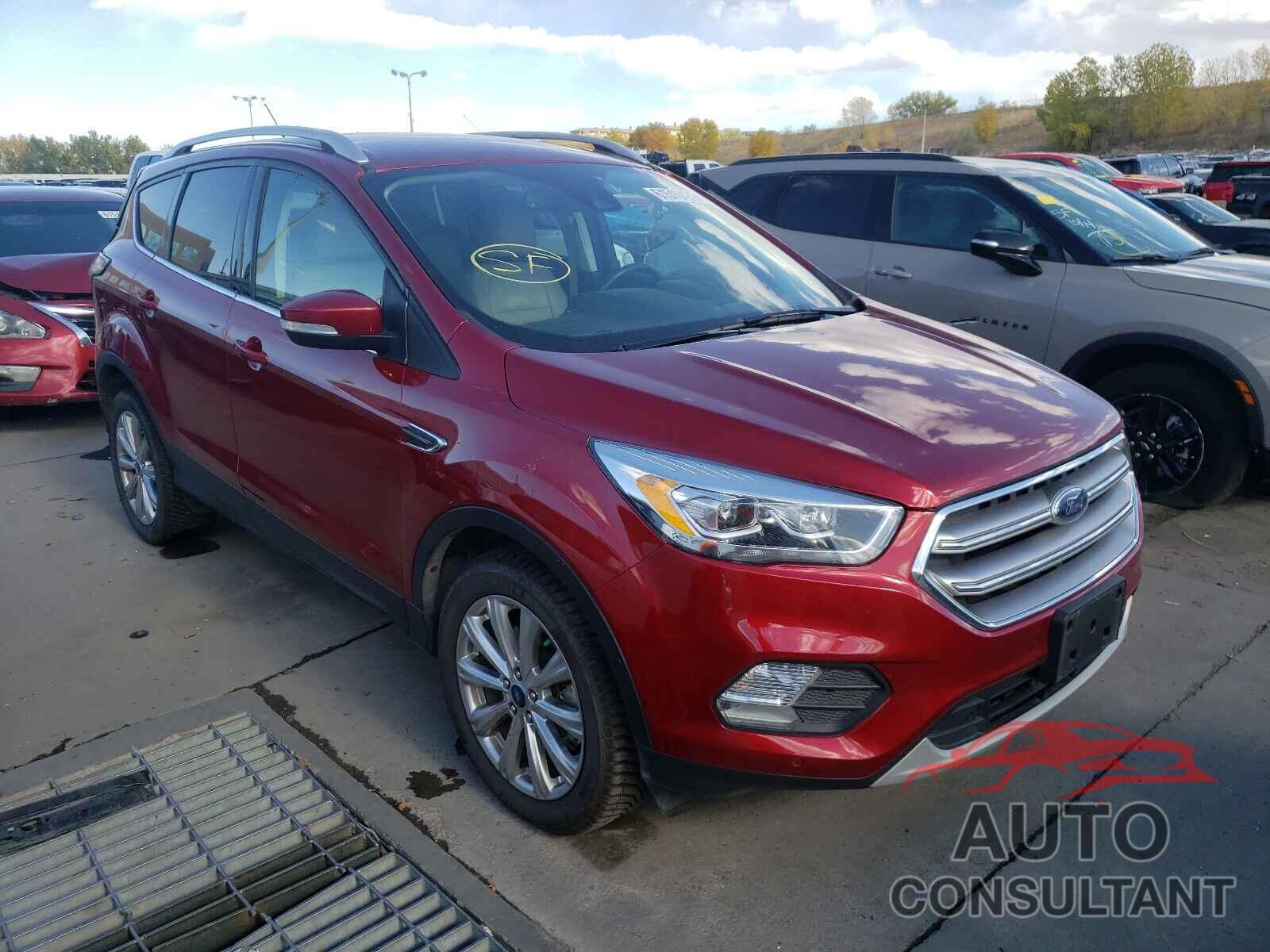 FORD ESCAPE 2017 - 1FMCU9J93HUA50376