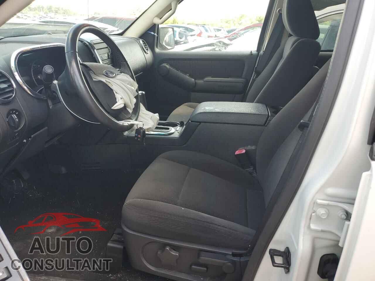 FORD EXPLORER 2010 - 1FMEU7DEXAUA20528
