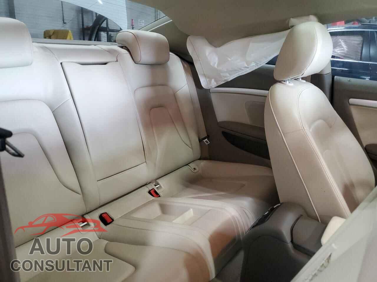 AUDI A5 2011 - WAURFAFR3BA018620