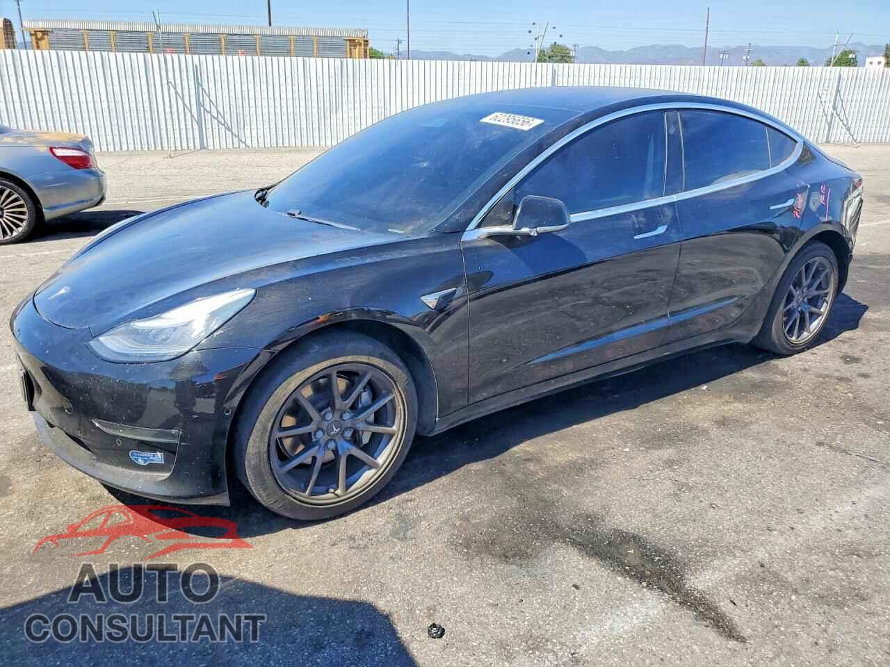TESLA MODEL 3 2018 - 5YJ3E1EA2JF123307