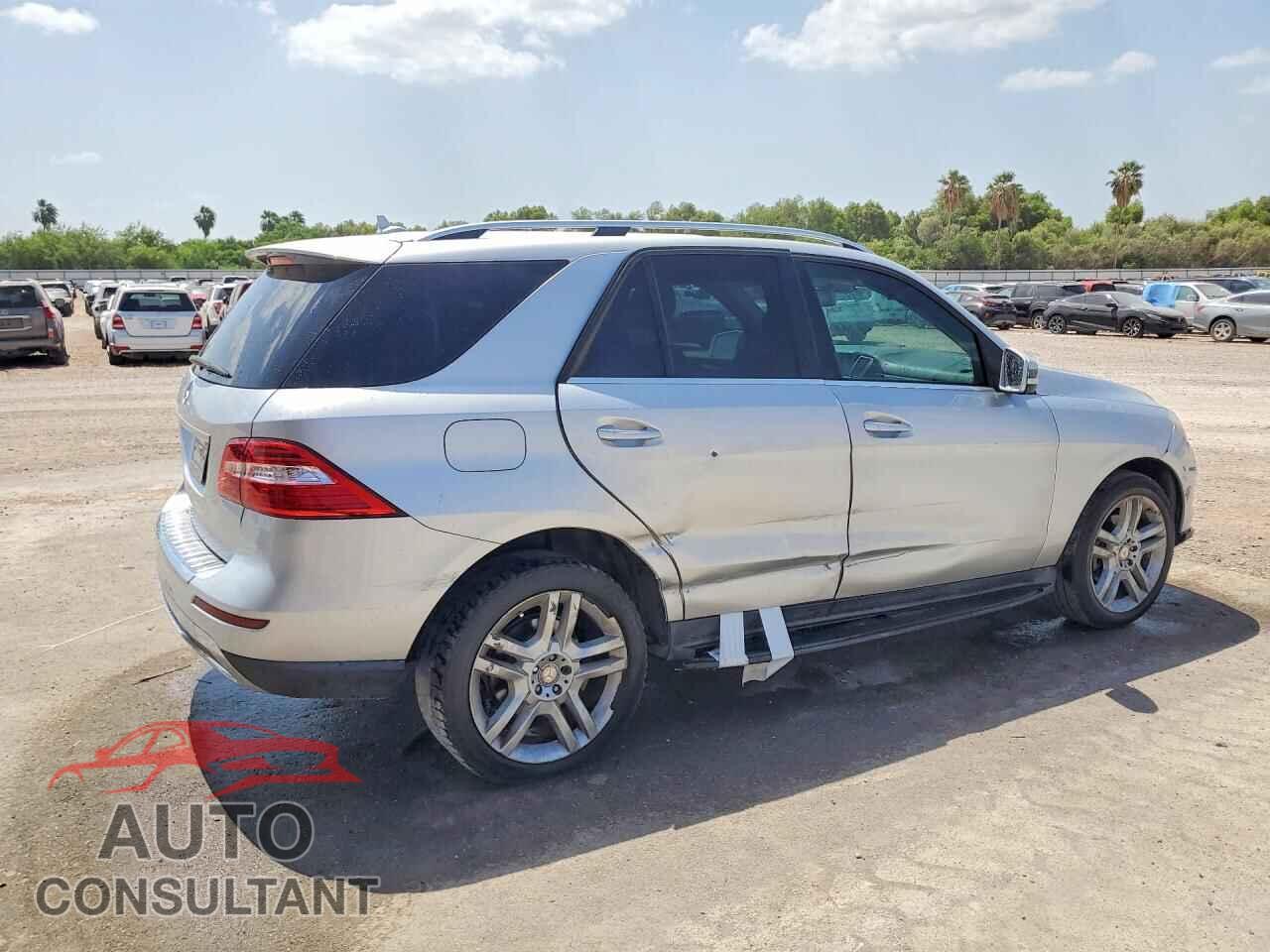 MERCEDES-BENZ M-CLASS 2015 - 4JGDA5JB1FA562094