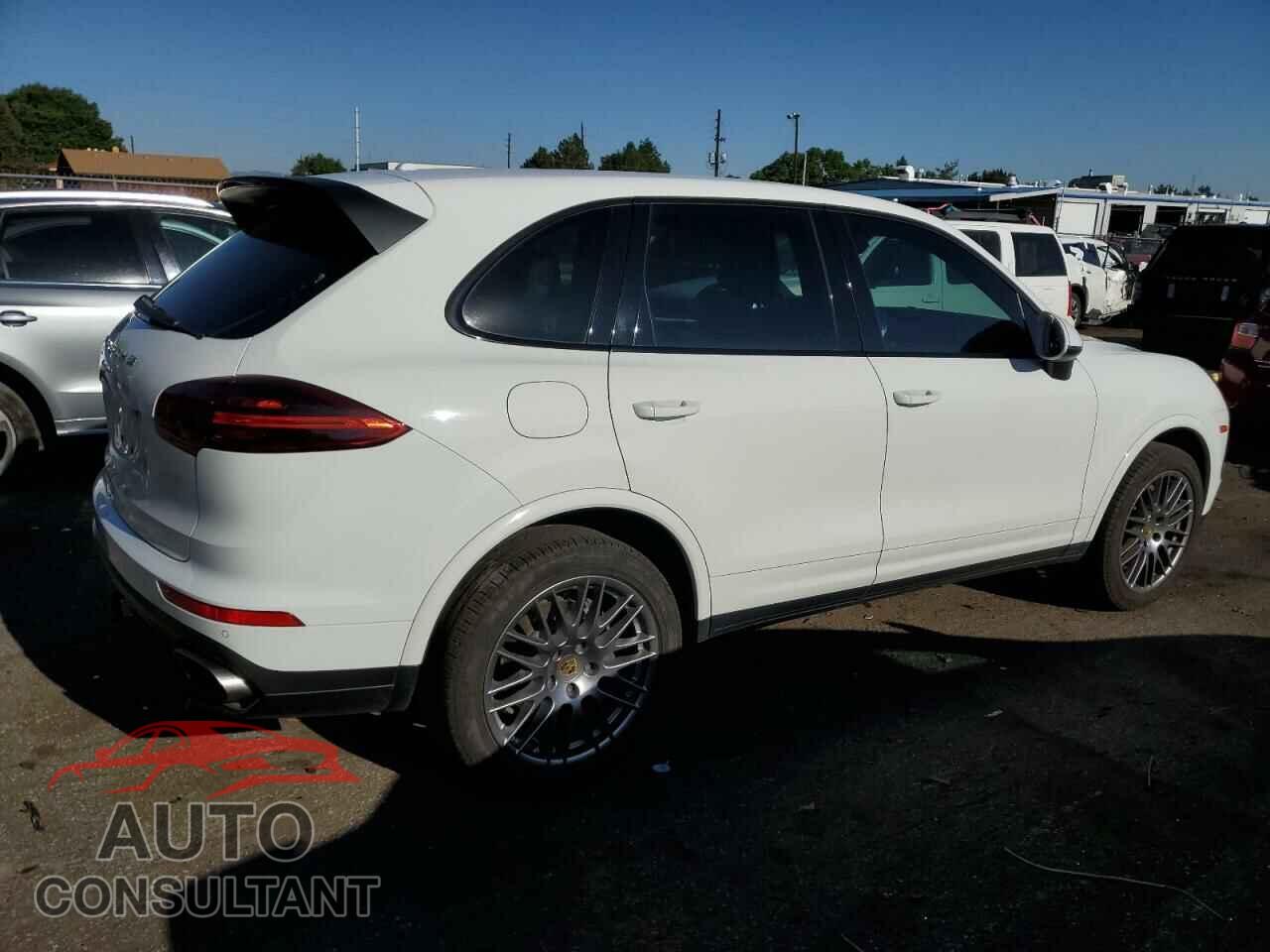 PORSCHE CAYENNE 2017 - WP1AA2A20HKA80654