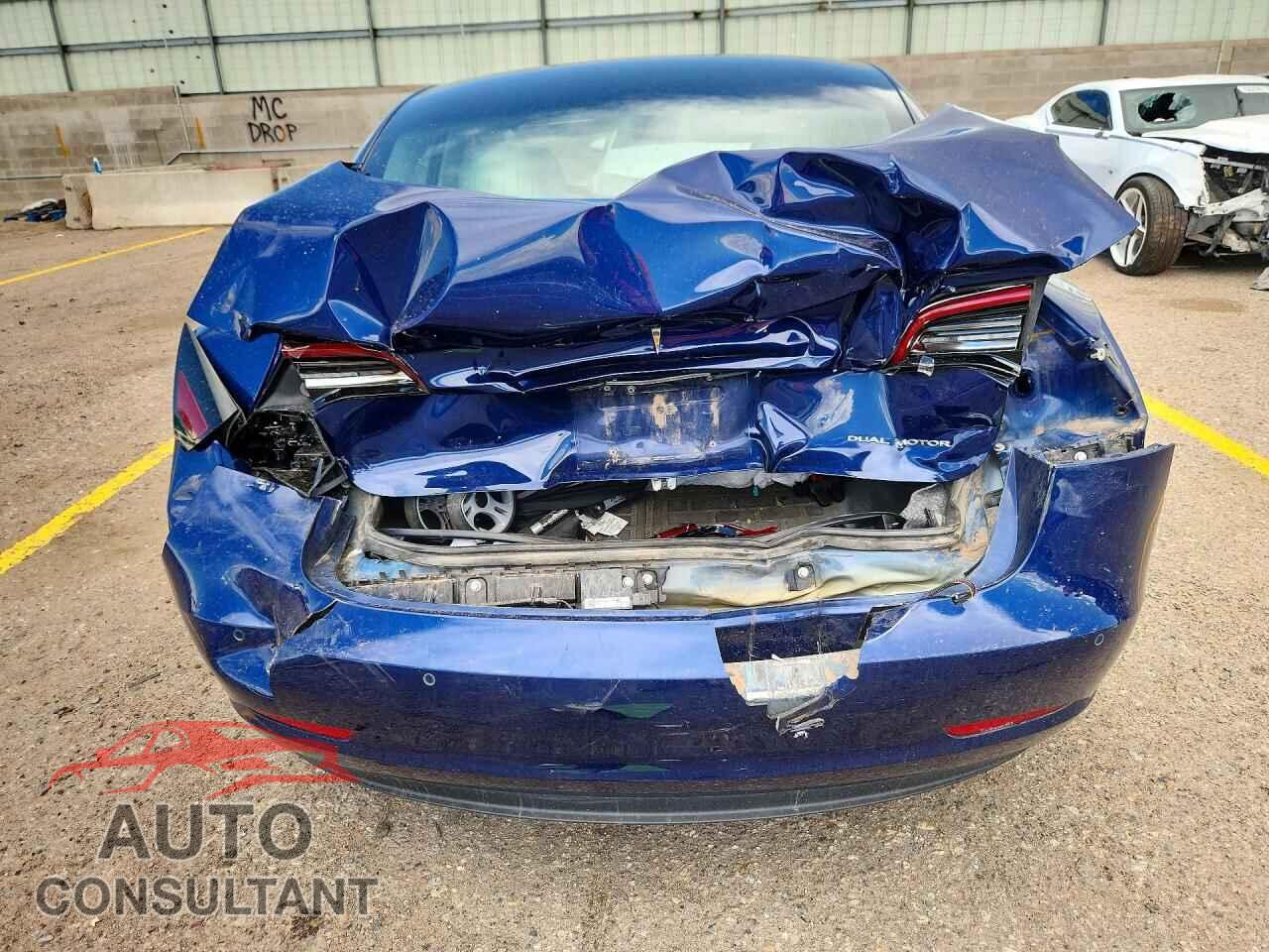 TESLA MODEL 3 2018 - 5YJ3E1EB1JF097839