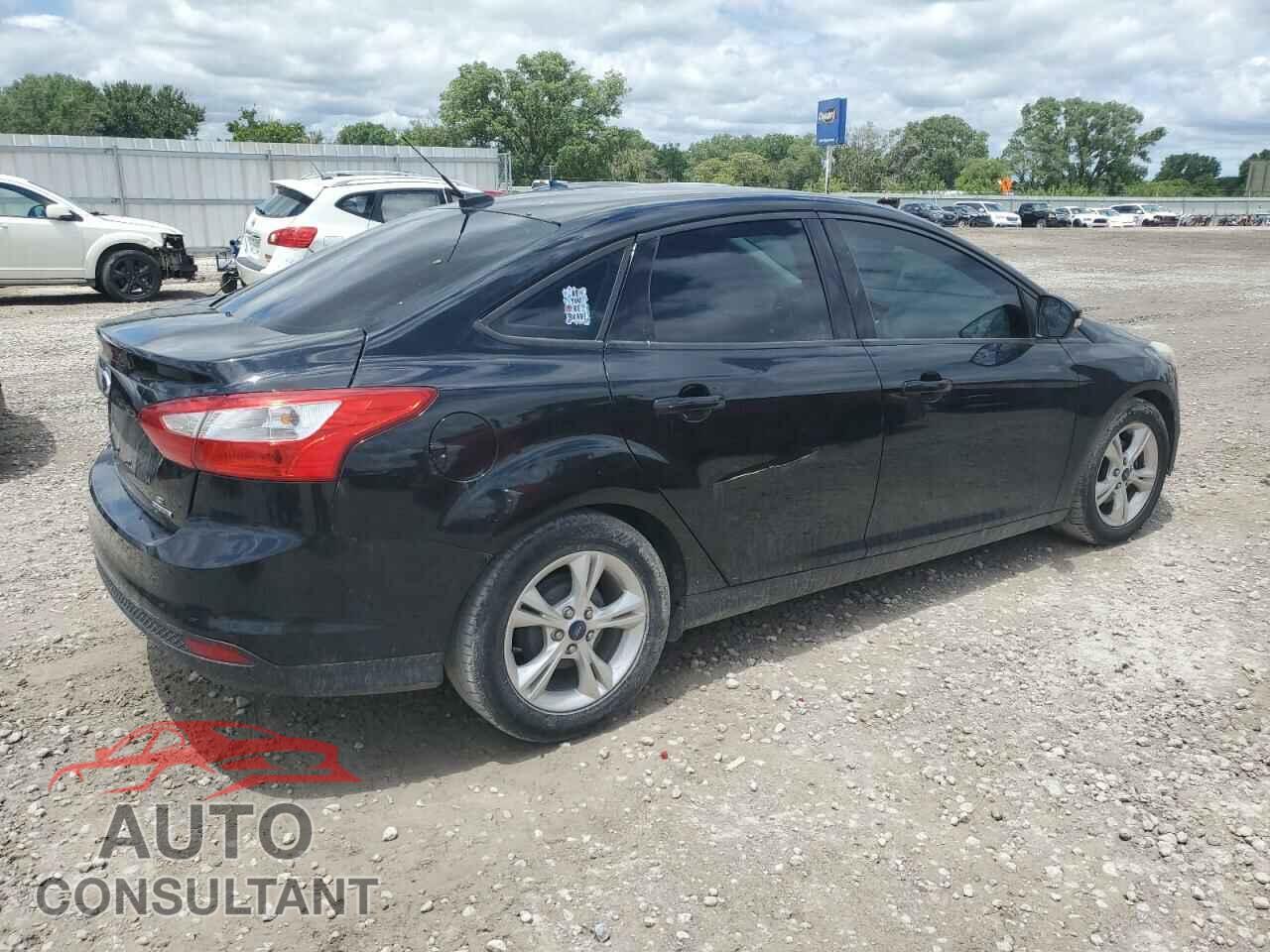 FORD FOCUS 2014 - 1FADP3F28EL200773