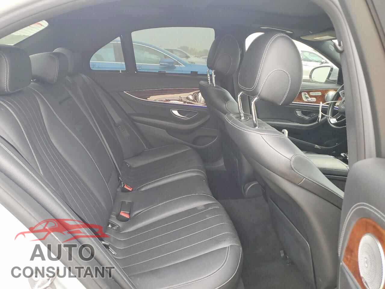MERCEDES-BENZ E-CLASS 2017 - WDDZF4KB2HA101497