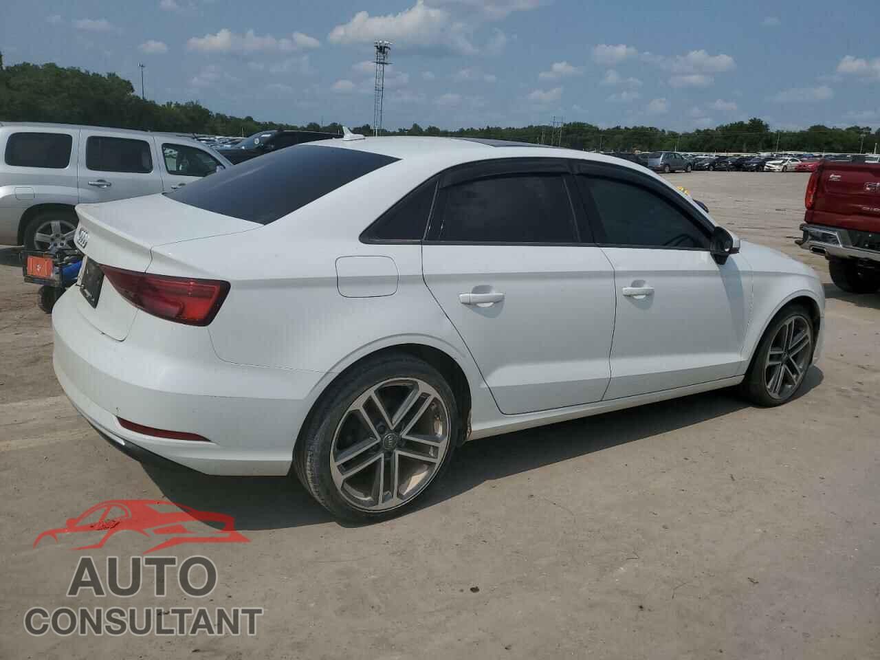 AUDI A3 2017 - WAUAUGFF8H1036096