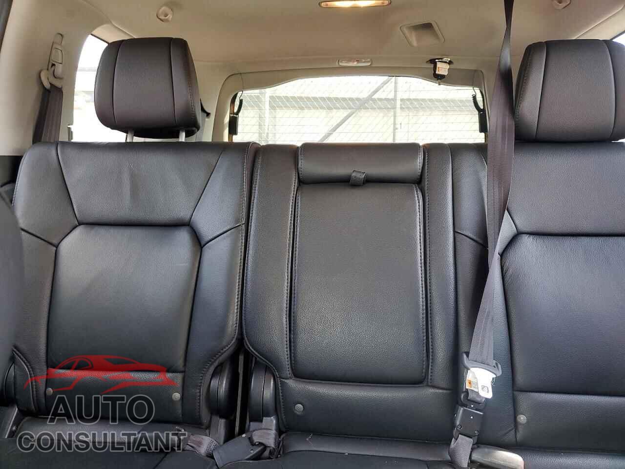 HONDA PILOT 2013 - 5FNYF4H59DB037600