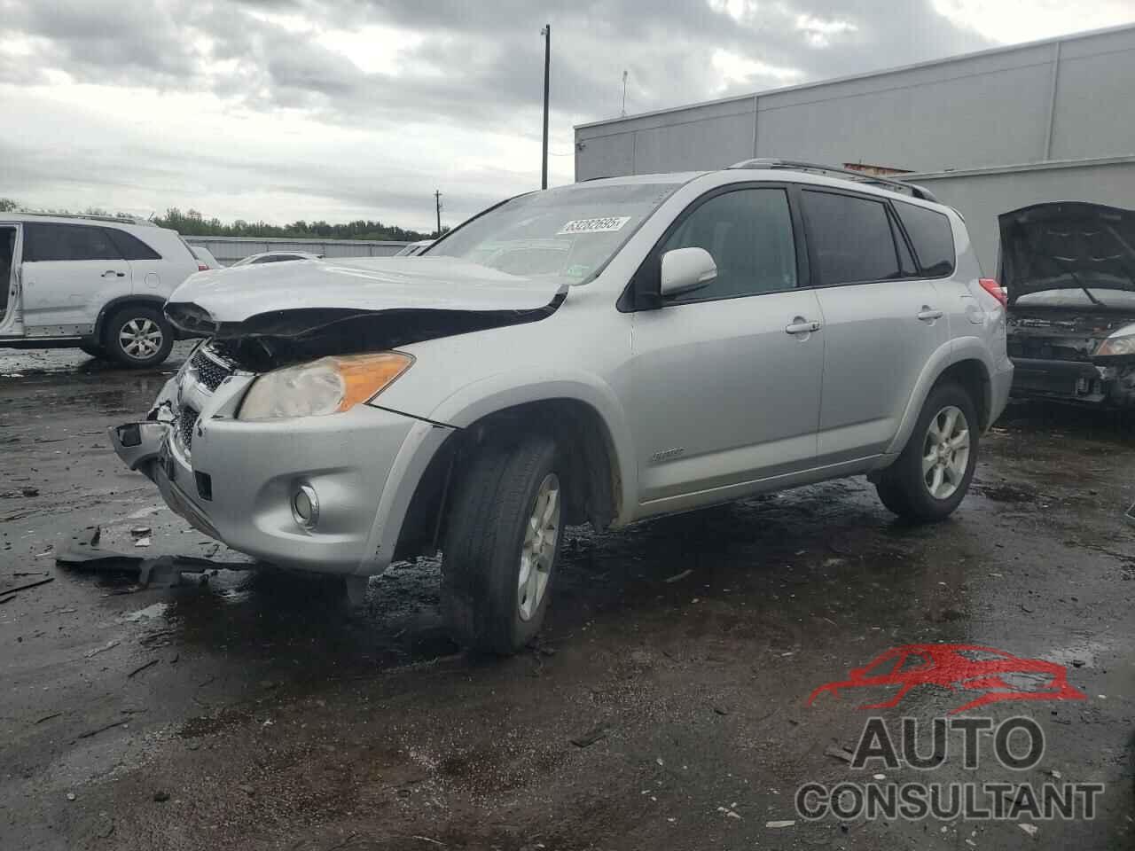 TOYOTA RAV4 2011 - 2T3DF4DV8BW093054