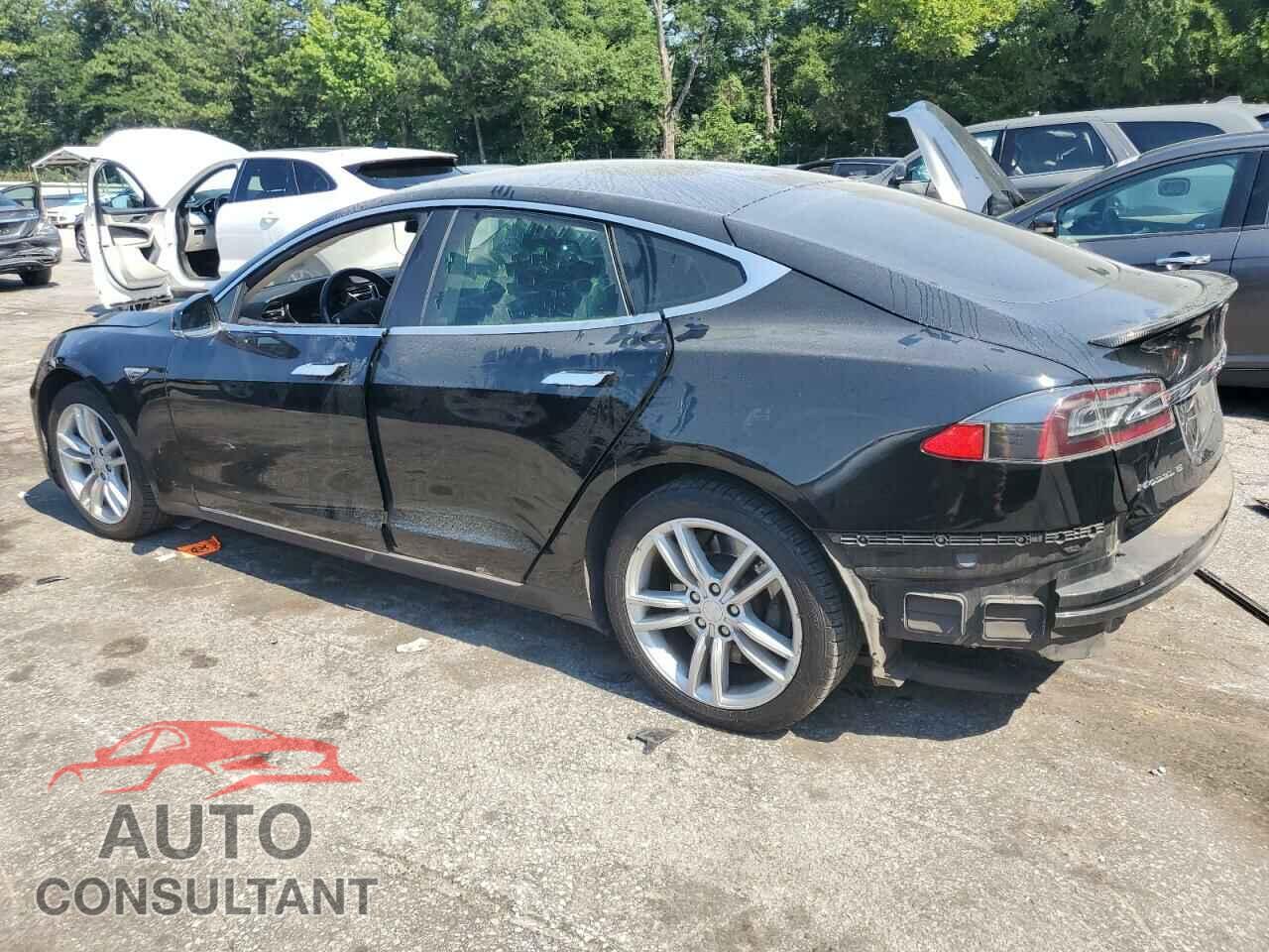 TESLA MODEL S 2014 - 5YJSA1H15EFP43464