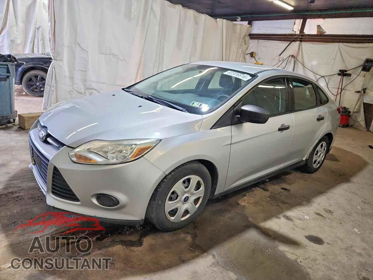 FORD FOCUS 2013 - 1FADP3E26DL350638