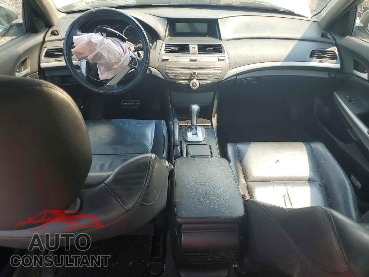 HONDA ACCORD 2010 - 1HGCP2F81AA124597