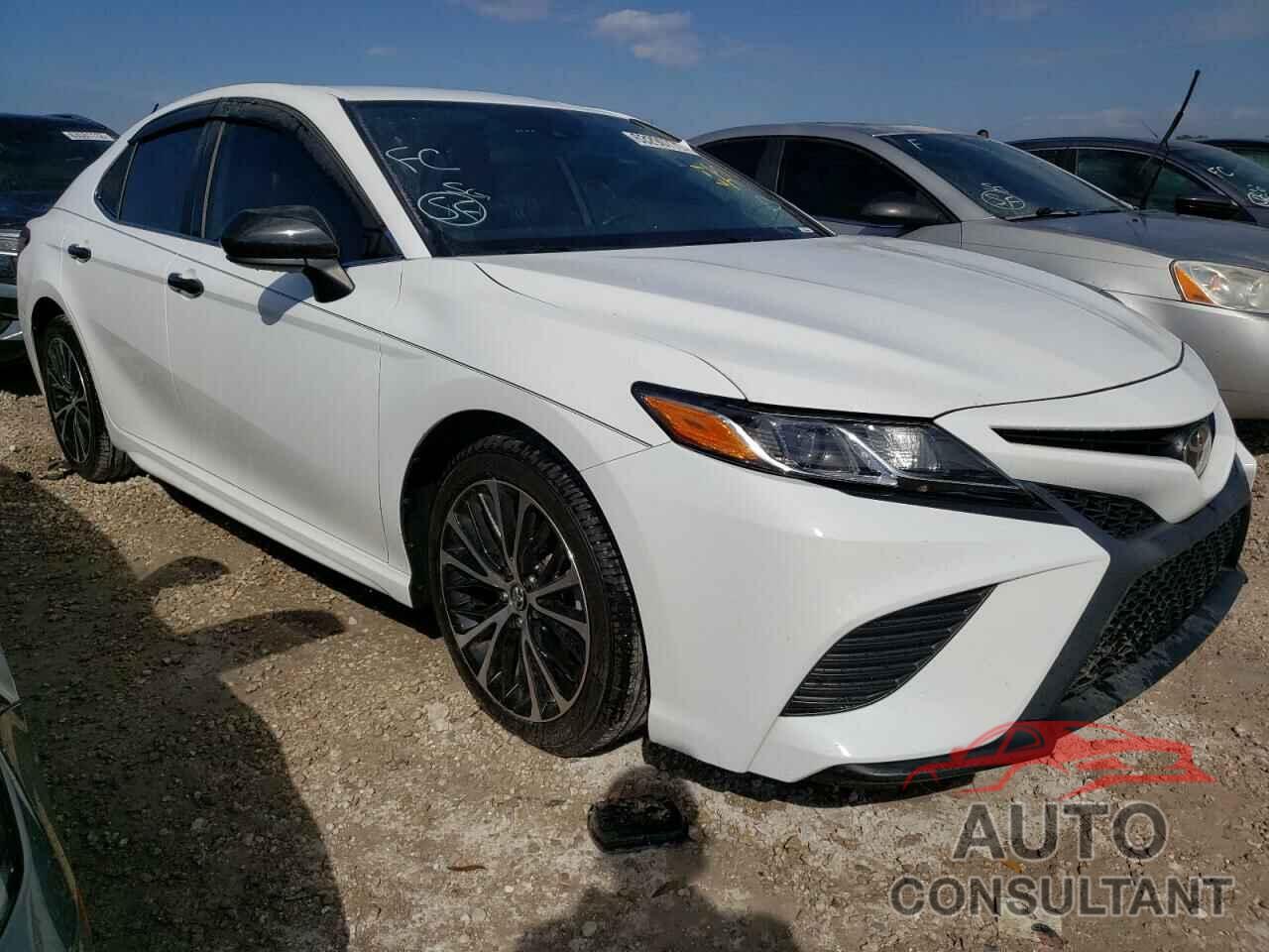 TOYOTA CAMRY 2019 - 4T1B11HK4KU200887