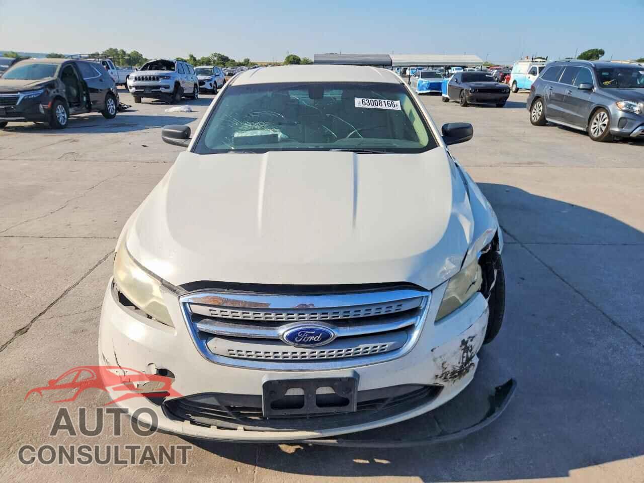 FORD TAURUS 2012 - 1FAHP2DW8CG104892