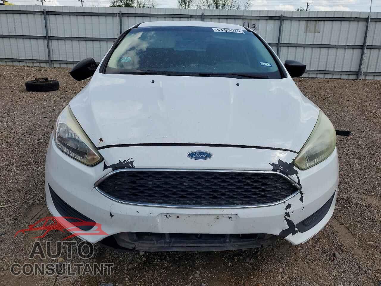 FORD FOCUS 2017 - 1FADP3E28HL214081