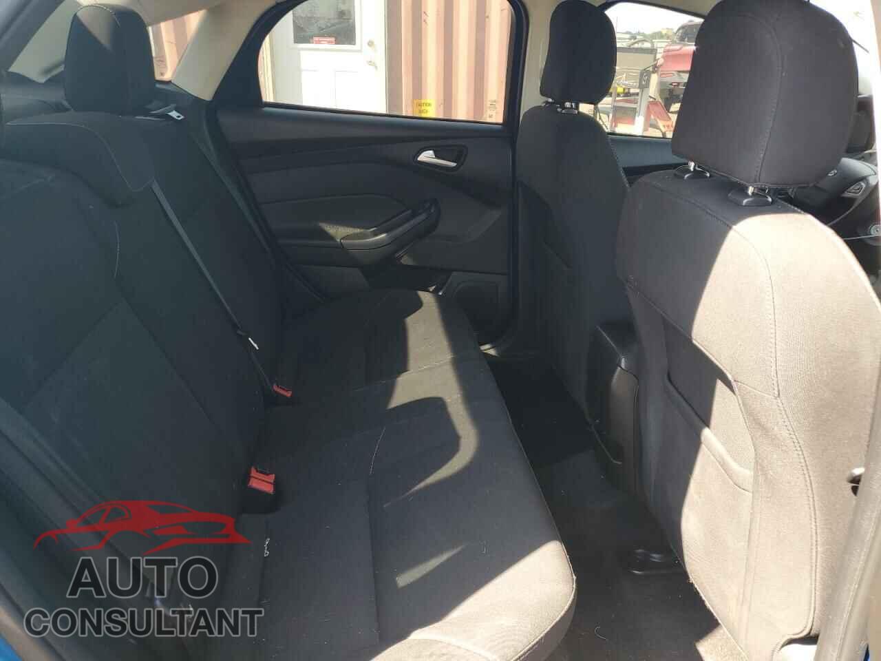 FORD FOCUS 2016 - 1FADP3FE3GL314922