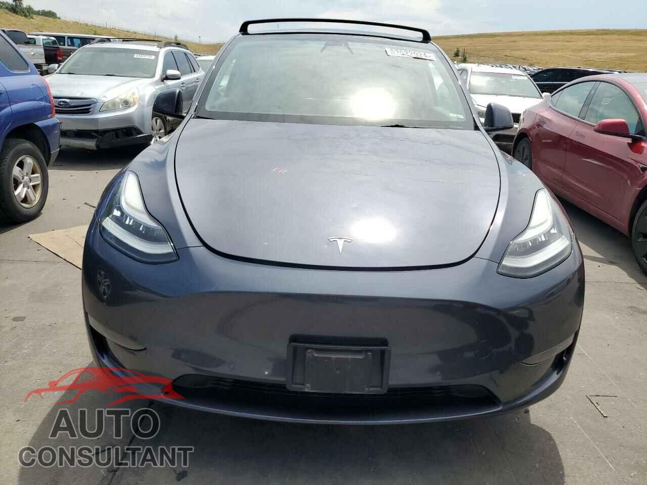 TESLA MODEL Y 2021 - 5YJYGDEEXMF108336