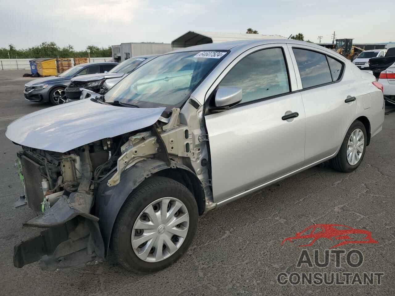 NISSAN VERSA 2019 - 3N1CN7AP1KL803878