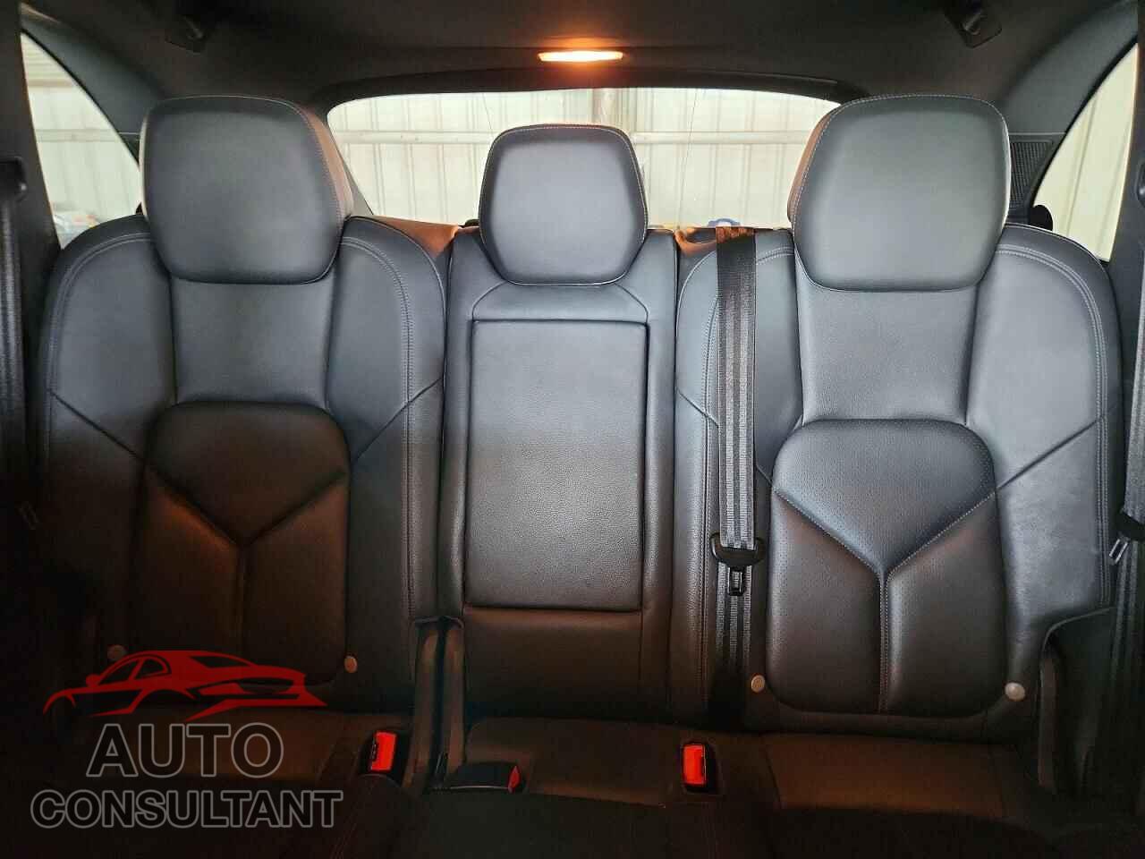 PORSCHE CAYENNE 2011 - WP1AB2A27BLA42109