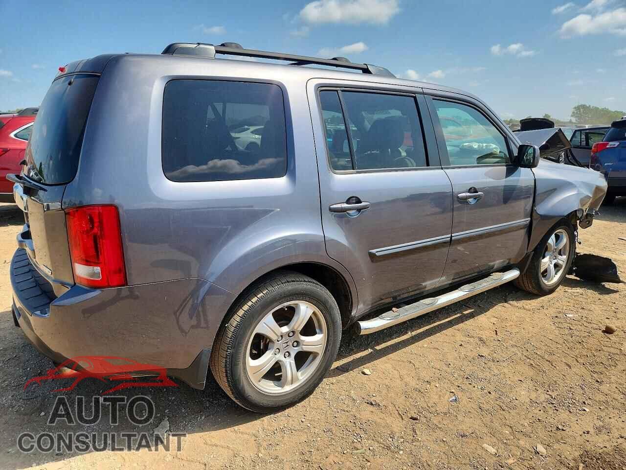 HONDA PILOT 2015 - 5FNYF4H52FB007745