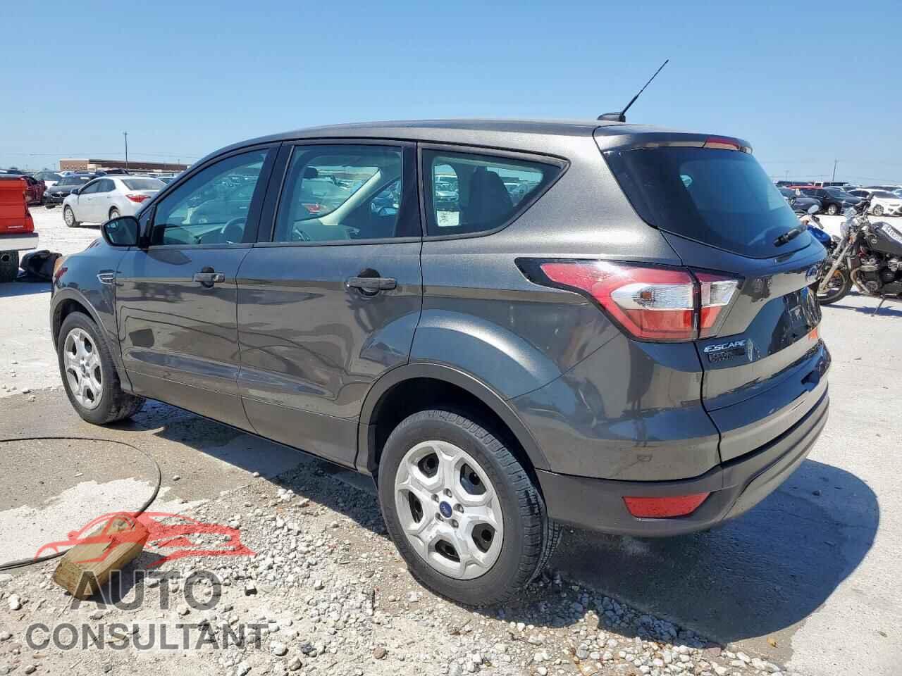 FORD ESCAPE 2017 - 1FMCU0F74HUD76190