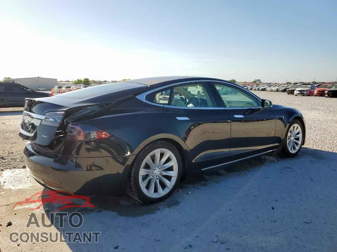 TESLA MODEL S 2017 - 5YJSA1E23HF233633