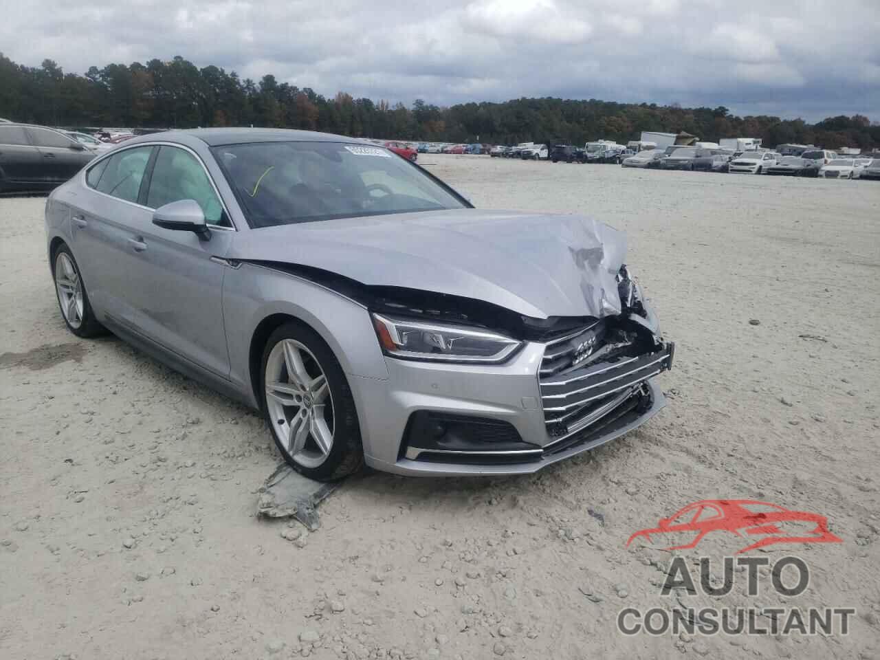 AUDI A5 2018 - WAUFNCF58JA061251